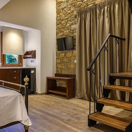 Arxontariki ゲストハウス オウランオウポリ