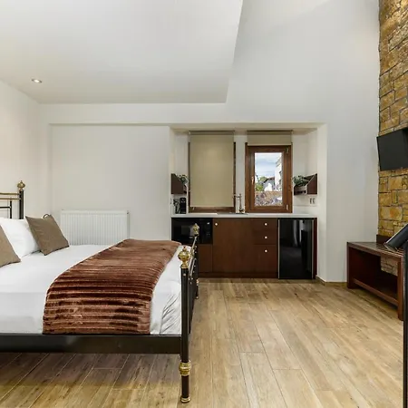 Guest house Arxontariki 3*